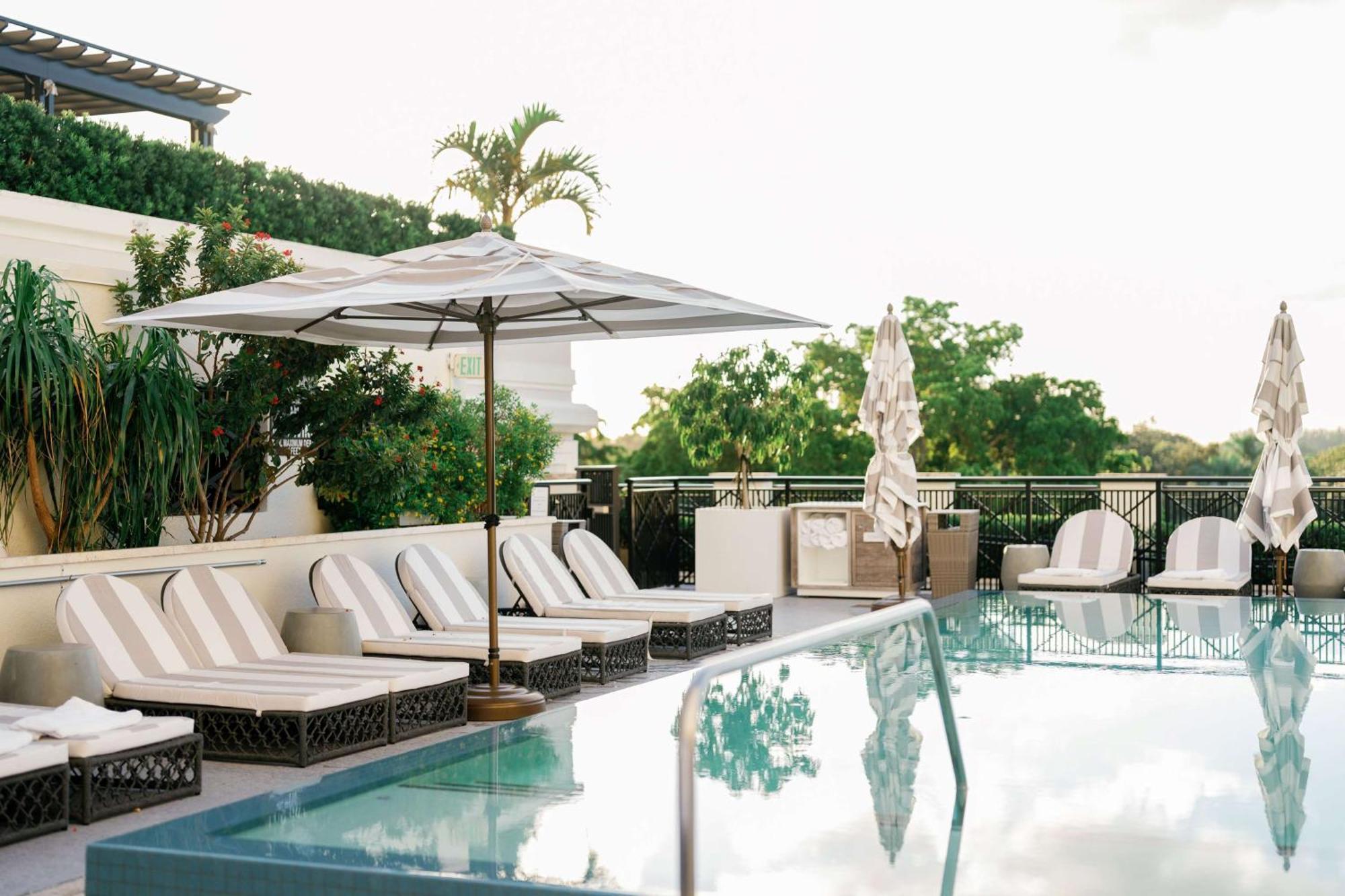 Thesis Hotel Miami Coral Gables, Curio Collection By Hilton Exteriör bild