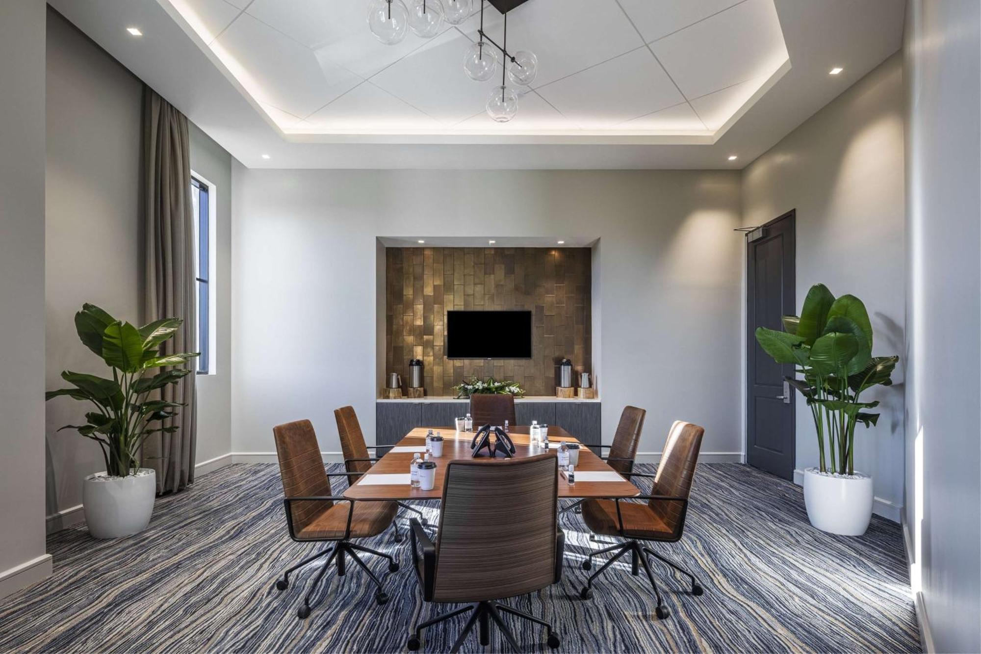 Thesis Hotel Miami Coral Gables, Curio Collection By Hilton Exteriör bild