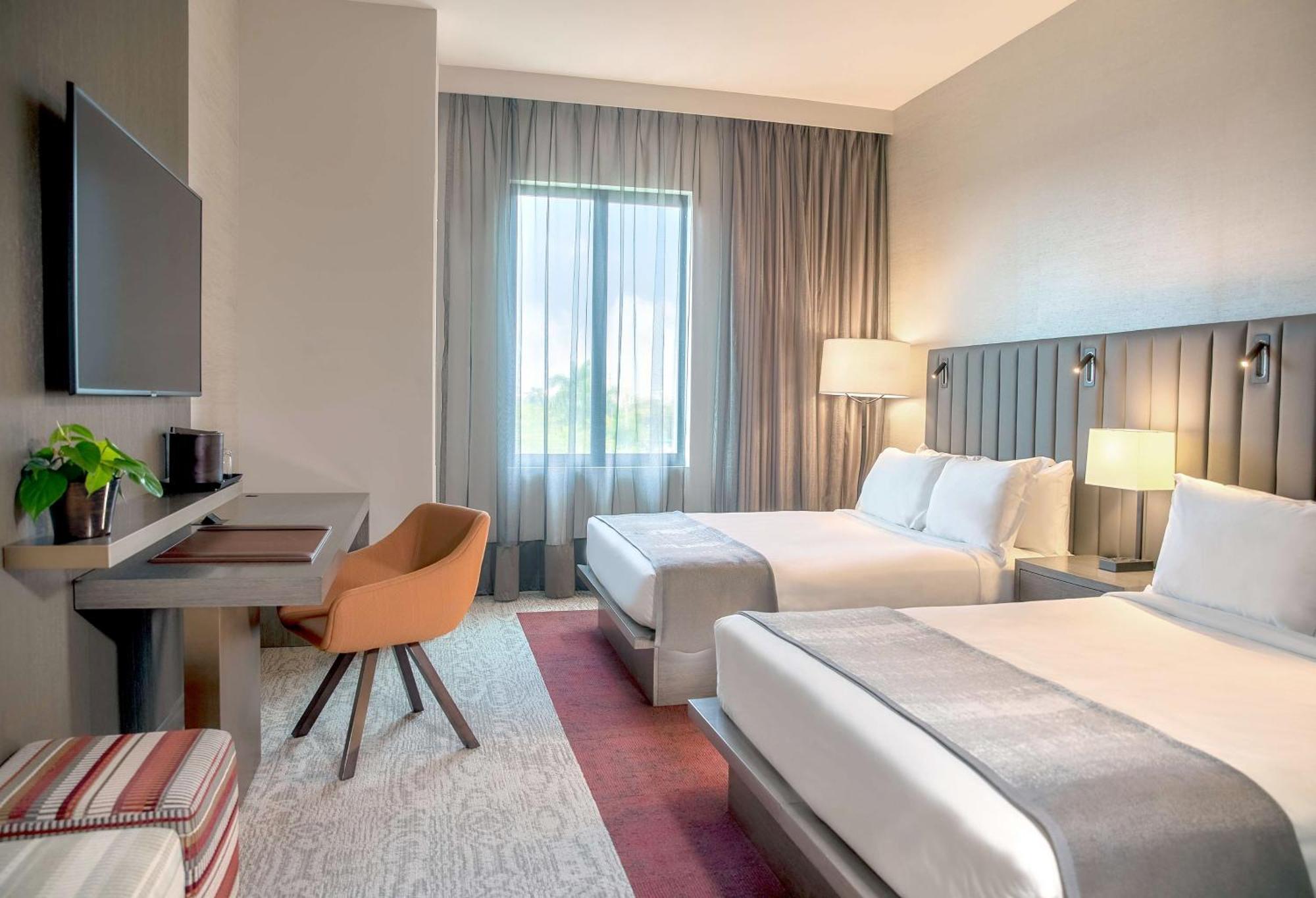 Thesis Hotel Miami Coral Gables, Curio Collection By Hilton Exteriör bild