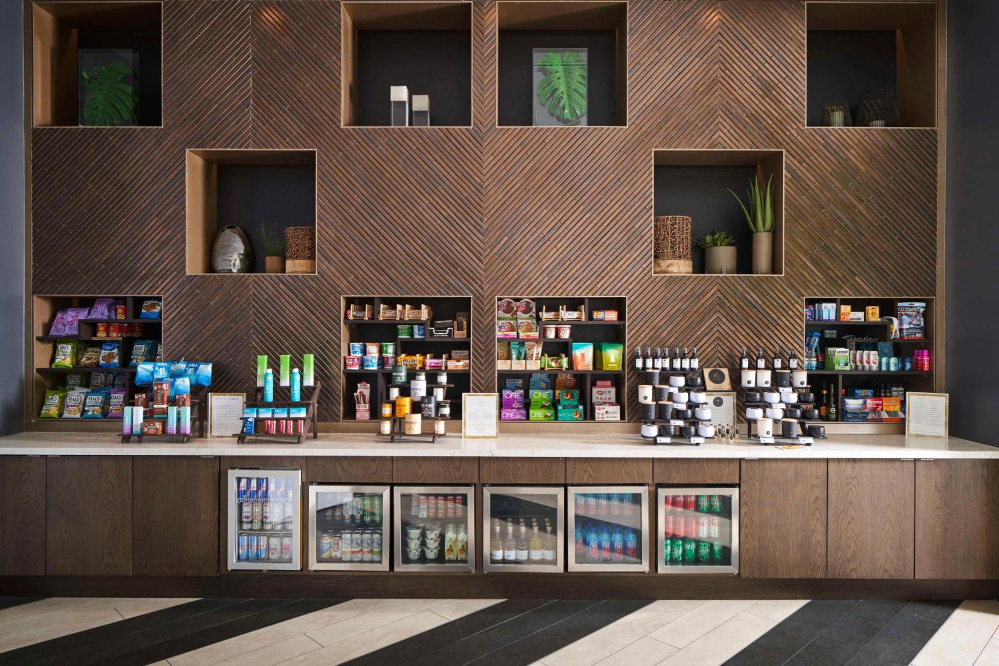 Thesis Hotel Miami Coral Gables, Curio Collection By Hilton Exteriör bild