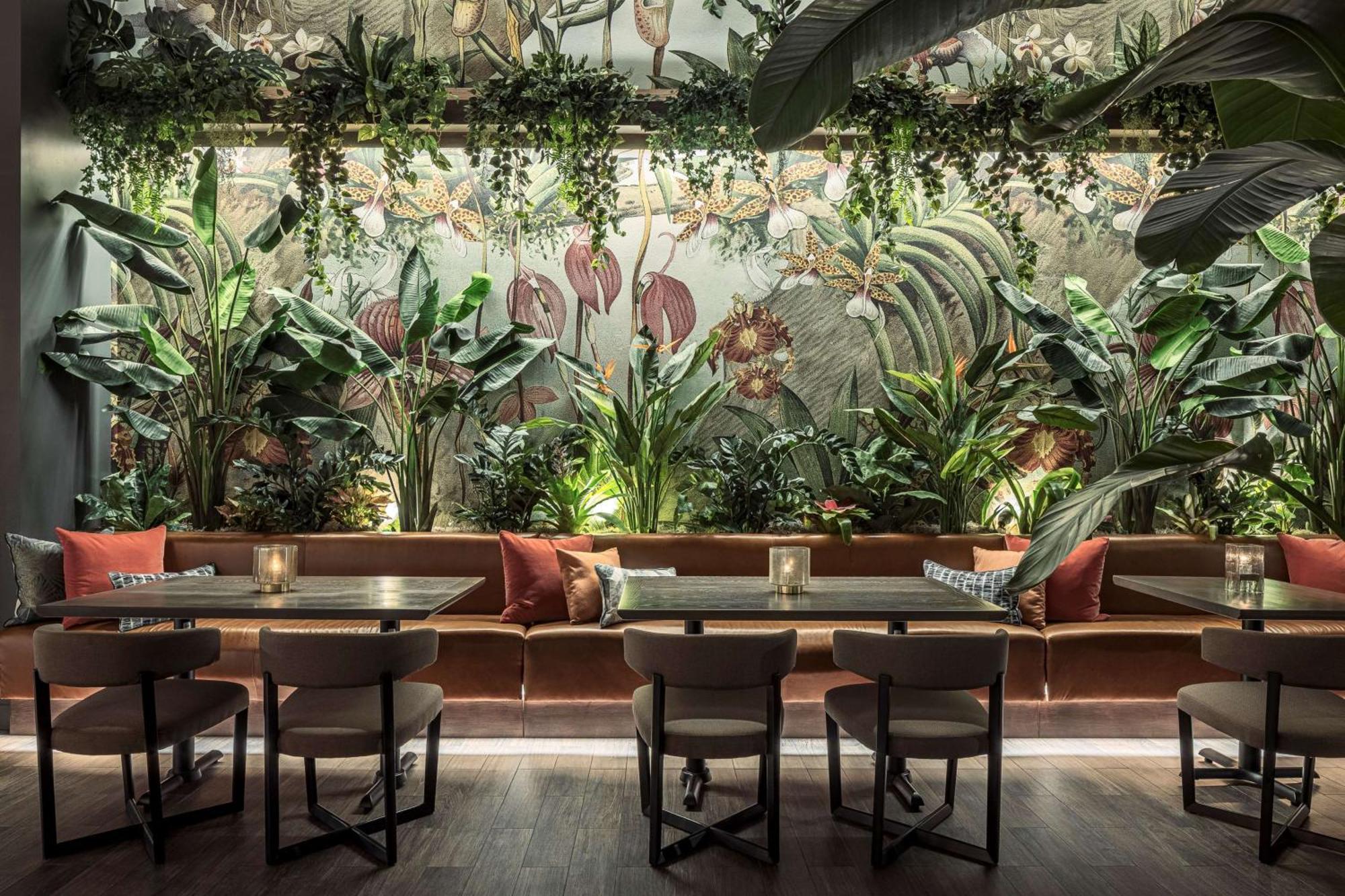 Thesis Hotel Miami Coral Gables, Curio Collection By Hilton Exteriör bild
